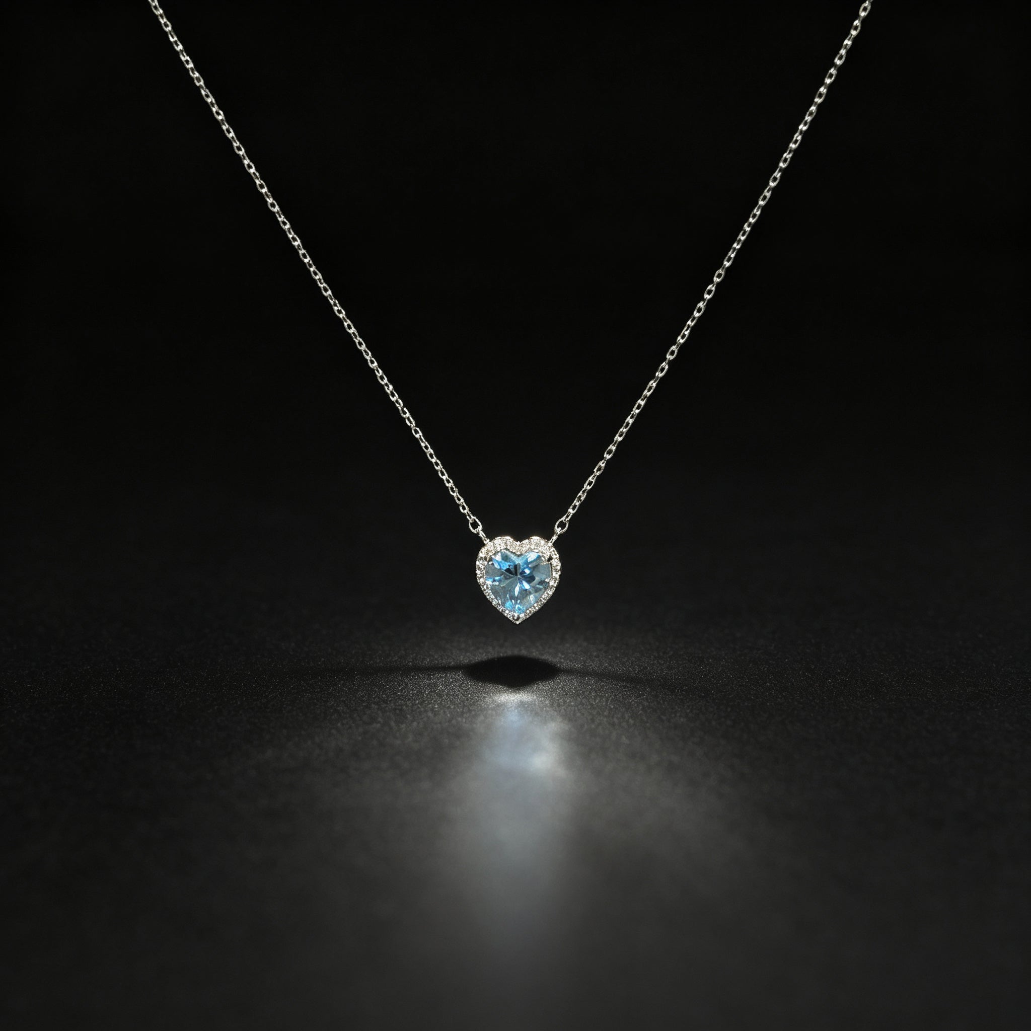 Kalung Liontin Zirkonia Hati Biru