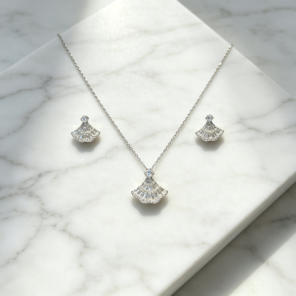 Set Kalung & Anting Fan Zirkon – Galaksi Jewelry